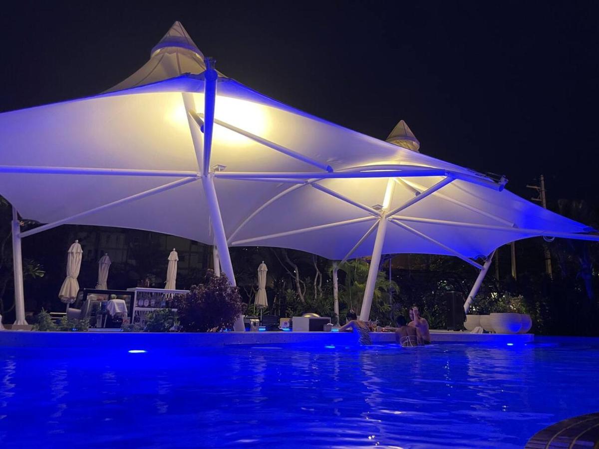 Copacabana Jomtien Condominium Buitenkant foto