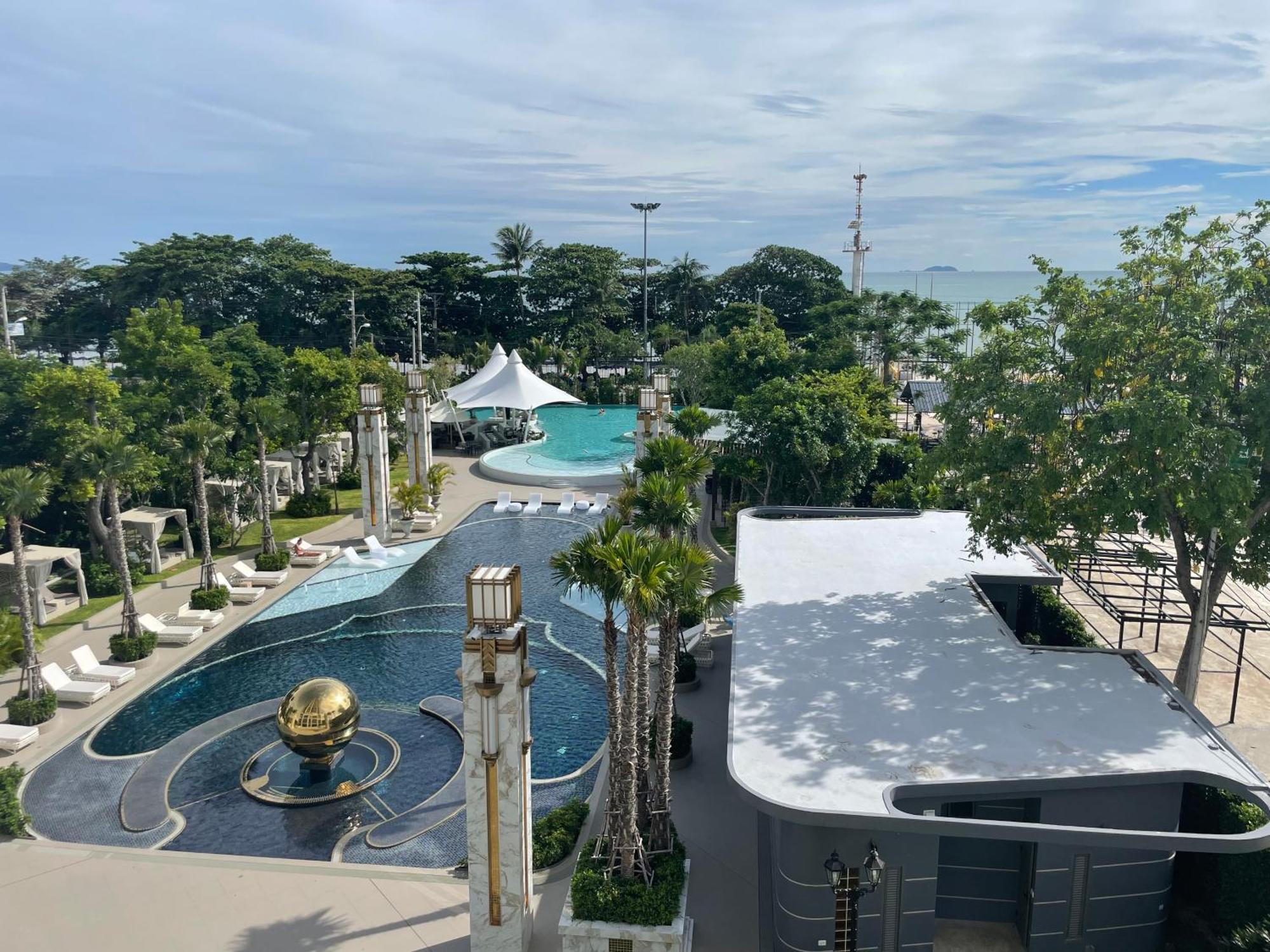Copacabana Jomtien Condominium Buitenkant foto